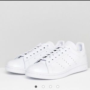 Brand new White Adidas Stan Smith sneakers